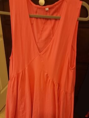 NWOT Amazon Bright Pink V-Neck Sleeveless Women's Dress Size Small